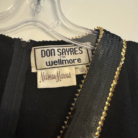 Don Sayres vintage Black and Gold Sequin dress long sleeves v-neck - Picture 5 of 5